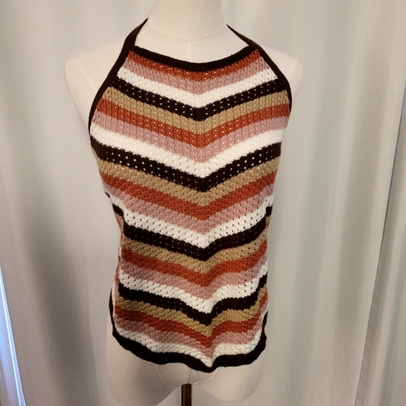 Halter top - Picture 10 of 10